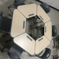 Hexagone Trapézoïdal Table Combinaison Coloré Unique École Ensembles Salle De Classe Enfants Étude Bureaux Chaises Nécessitent L'assemblage
