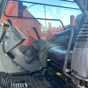 Excavatrice sur chenilles Hitachi ZX135US d'occasion, 14 tonnes, à bras court, faible nombre d'heures, bras ultra-court, bras à zéro projection, à vendre - Product Image 6