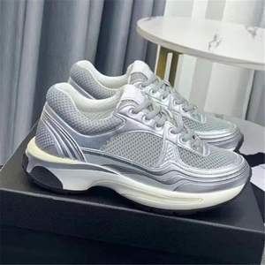 Zapatillas Escolares de Plataforma Baja para Niñas, Versión Original, con Cordones, Parte Superior de Malla, Suela de Goma, Amortiguación, Forro de Algodón Duradero - Product Image 2