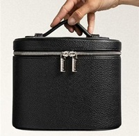 Sac à cosmétiques portable de grande capacité en PU Voyage haut de gamme pour trousse de toilette avec motif imprimé doux et durable