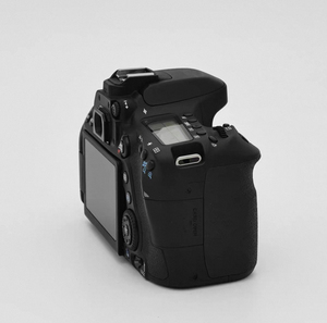 Appareil photo reflex numérique 80D d'occasion – 24,2 MP, autofocus croisé 45 points, 7 ips, écran tactile multi-angle, le meilleur rapport qualité-prix de la gamme moyenne ! - Product Image 6