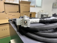 Machine de nettoyage laser continu non consommable 1500W 2000W 3000W pour l'élimination de l'oxydation sur l'acier inoxydable, le bois et la pierre