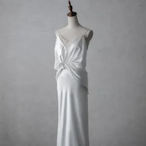女性のためのシンプルでエレガントな白いシルクのウェディングドレス2023セクシーなストラップレスのマーメイドウェディングドレス