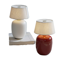 Lampe d'hôtel moderne écologique en fer rouge, style champignon crème français, décor mignon pour fille, alimentation CA, LED pour bureau