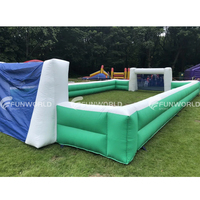 Terrain de football gonflable de terrain de jeu de football extérieur commercial de PVC avec le terrain de football de savon pour des jeux de sport