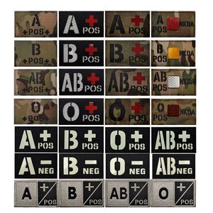 Patch de groupe sanguin réfléchissant IR personnalisé en gros, A B O, ID nocturne, <span class=keywords><strong>velcro</strong></span> - Product Image 1