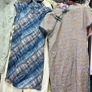 Vêtements d'occasion pour femmes Cheongsam de dames à bas prix belle robe de dame de haute qualité à styles mixtes - Product Image 3