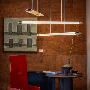 <span class=keywords><strong>Suspension</strong></span> linéaire moderne en <span class=keywords><strong>verre</strong></span> pour îlot de cuisine, bar, hôtel – Luminaire suspendu minimaliste en forme de longue bande - Product Image 5