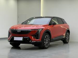 Cadillac OPTIQ : Design futuriste, espace intérieur spacieux, le SUV électrique de luxe moyen prêt pour tout voyage - Product Image 2