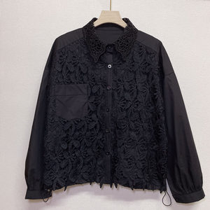 Chemisier Femme Nouvelle Collection Printemps 2026 – Style Décontracté avec Dentelle <span class=keywords><strong>Crochet</strong></span>ée, Effet Deux Pièces, <span class=keywords><strong>Col</strong></span> Revers et Manches Longues à Cordon de Serrage – Vente en Gros - Product Image 1