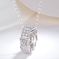 Bijoux de souhaits Collier fantaisie en forme d'engrenage en argent sterling S925 Collier avec pendentif en diamant Moissanite pour fille