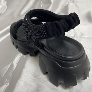 Sandalias Planas Ligeras con Cristales y Tiras Acolchadas para Mujer, Suela Gruesa, Sandalias Deportivas Elásticas para Dama, Sandalias Femeninas con Logo Personalizable - Product Image 4