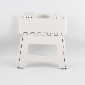 Tabouret pliant de conception moderne en plastique <span class=keywords><strong>pliable</strong></span> portable pour la chambre à coucher et l'école - Product Image 2