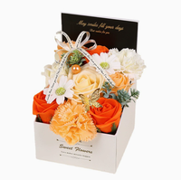 Boîte cadeau avec bouquet de roses artificielles, élégant arrangement de fausses roses pour cadeau de la Saint-Valentin, mariage, anniversaire, fête, festival