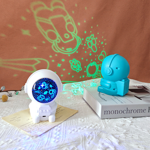 Astronaute veilleuse Projection ciel étoilé enfants chambre atmosphère astronaute lumière projecteur lumière - Product Image 1
