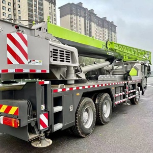 Hot Selling Zoomlion 30 Ton Truck <b>Crane</b> ZTC300V532 with Strong Lifting Capacity and Long Telescopic Boom - Product Image 3