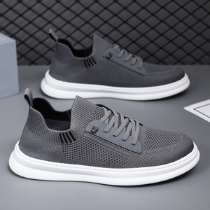 2024 nuova moda <span class=keywords><strong>Sneakers</strong></span> Casual da <span class=keywords><strong>uomo</strong></span> con bordo basso leggero primavera estate scarpe da corsa con <span class=keywords><strong>tacco</strong></span> piatto alte e traspiranti - Product Image 5