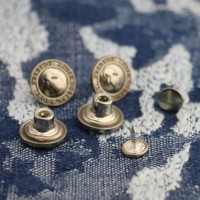 Kancing Jahit Berkualitas Tinggi, Dapat Disesuaikan, Ramah Lingkungan, dari Paduan Seng, Ukuran 18mm 15mm, Aksesoris Pakaian, Elektroplating