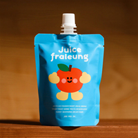 Sac de recharge de liquide découpé à presser avec impression de conception personnalisée 100ml de papier d'aluminium pochettes debout avec bec pour jus de fruits