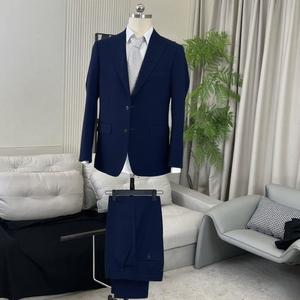 Costumes d'entreprise sur mesure pour hommes avec garantie d'ajustement personnalisé pour les apparitions vidéo de travail à distance pour les professeurs d'université - Product Image 4