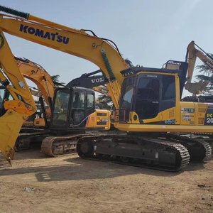 Excavatrice sur chenilles hydraulique Komatsu PC200-8 d'occasion, modèle 2020, 20 tonnes, équipement de construction, prix avantageux - Product Image 2