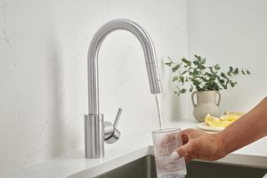 Robinet de <span class=keywords><strong>cuisine</strong></span> avec douchette extractible. 1,75 GPM, Supersteel (acier inoxydable) - Product Image 3