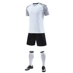 Uniforme de Fútbol Personalizado para Hombre, Impresión Frontal por Transferencia Térmica, Blanco y Negro, Geométrico, Cuello en V, Manga Corta, Poliéster, Absorbe la Humedad - Product Image 1