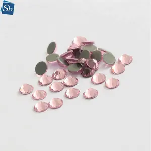 Grosir Pabrik berlian imitasi Hotfix SS20 merah muda 16 potongan batu besi datar di kaca untuk penjualan grosir