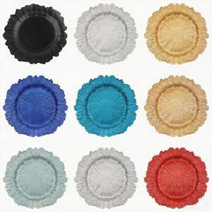 Assiettes de présentation en plastique décoratives pour mariage, 13 pouces, motif récif doré, en acrylique, pour la mise en table, vert, pour la salle à manger - Product Image 1