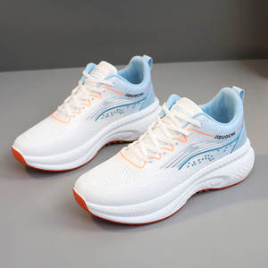 Chaussures de sport pour femmes légères et respirantes avec logo personnalisé en usine à bas prix - Product Image 2