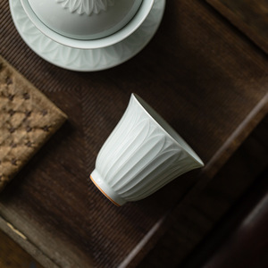 Guanlan Ceramic Lotus Petal Master Cup Porcelain Cone Shape For Kung Fu <b>Tea</b> <b>Sets</b> Household Use - Product Image 4