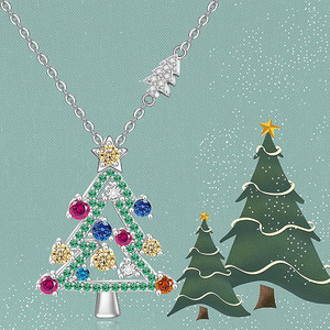 Collana con Ciondolo Albero di Natale in Argento 925 Placcato Rodio con Cristalli e Strass, Gioiello Unisex dal Design Carino con Catena a Maglie - Product Image 1