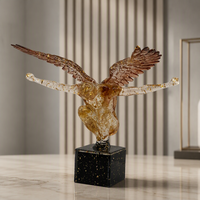Statue en résine d'homme ailé abstrait, décoration moderne pour la maison, figurine d'ange pour la décoration de table