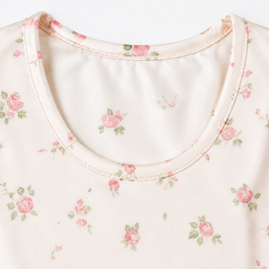 Ensemble de pyjama en satin pour femme, manches courtes, imprimé floral, short à taille élastique, doux, deux pièces, vêtements de détente d'été, vente en gros - Product Image 5