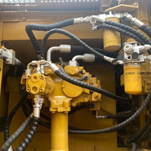 Excavadora CAT 325C de Segunda Mano, Original, de Alta Calidad, 25 Toneladas, Sistema Hidráulico Importado, Alta Potencia de Excavación, en Venta - Product Image 6