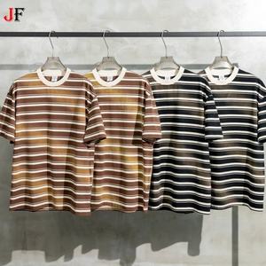 Camiseta de Verano para Hombre, 265 GSM, 100% Algodón, Lavada con Ácido, Cuello Redondo, Manga Corta, a Rayas, Diseño de Diseñador - Product Image 1
