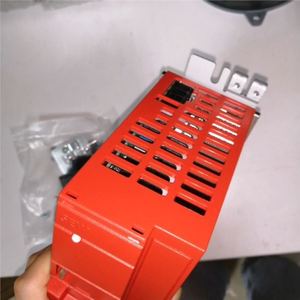 อินเวอร์เตอร์ปรับความถี่เย็บผ้า Mc07b0008-5a3-4-00 ไดรเวอร์ระบบอัตโนมัติอุตสาหกรรมสามเฟสจากเยอรมนี - Product Image 1