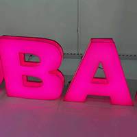 Enseigne LED en acrylique personnalisée, entièrement éclairée, étanche, à éclairage solide pour la publicité, la décoration murale des magasins, des chambres et des bars