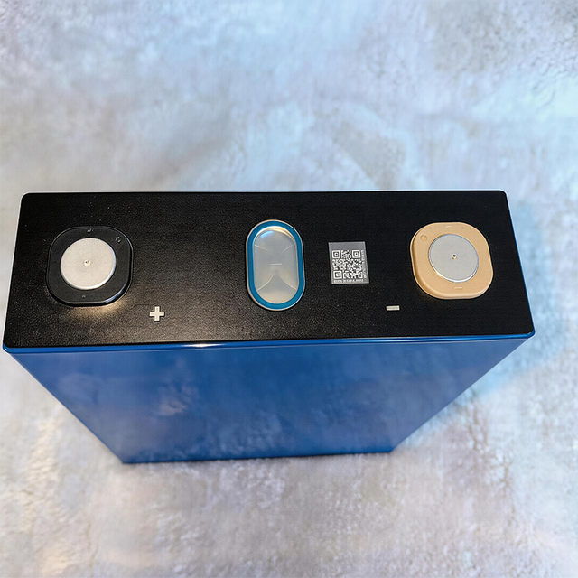 Hot Selling 3.2v EVE 230Ah LiFePO4 Battery