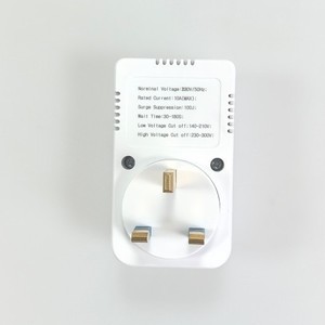 Protector de Voltaje Universal para Enchufes Británicos, Nuevo de Fábrica, 10 Años de Garantía, para Televisores y Refrigeradores, Indicador de Sobrevoltaje/Bajo Voltaje - Product Image 1