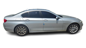 BMW 528i Berline d'occasion haut de gamme, provenance usine, approvisionnement mensuel 300-500 unités, essence, propulsion, titre propre, stock disponible - Product Image 5