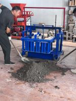 Machine à fabriquer des blocs creux en béton mobile Huaning 4-45B à poussée directe, double moteur vibrant, 220V/380V, portable et facile à utiliser