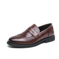 Herren Brogue Penny Loafers Slip-on Business-Schuhe Schwarz Braun Formelle Büro- und Alltags-Loafers Maßgefertigte OEM ODM Herrenschuhe