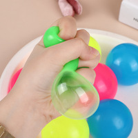 Jouets lumineux adhésifs pour le mur, balles adhésives pour le plafond, balles adhésives qui brillent dans le noir