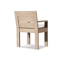 Fauteuil de jardin en teck pour l'extérieur, charpente de précision, chaise à lattes pour projets de terrasses et patios de luxe