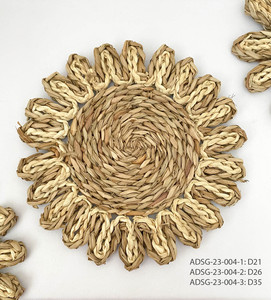 Hot Selling from Vietnam Seagrass <b>Placemat</b> and Coaster Set Handcrafted <b>Glass</b> Tabletop Accessories - Product Image 3