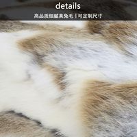 Couverture de lit en fourrure de lapin véritable jaune-brun de luxe, idéale pour l'affichage en showroom, la décoration de villas et d'hôtels, ou comme écharpe de lit décorative.