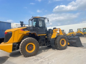 Фронтальный погрузчик <span class=keywords><strong>LiuGong</strong></span> CLG856H с двигателем Cummins, в хорошем состоянии, модель 856H, в наличии для немедленной продажи - Product Image 1