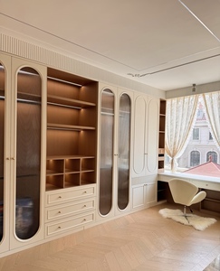 Décoration de Luxe pour la Maison : Dressing et Armoire sur Mesure de Style Français pour Villa, Meubles Intégrés pour Toute la Maison - Product Image 2