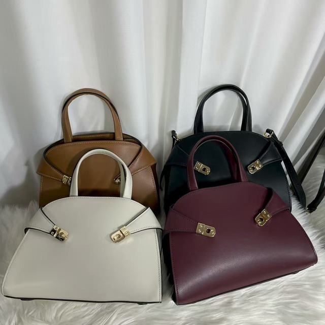 Genuine Leather Women Bags Luxury Ladies Shoulder Crossbody Handbags Custom logo Women Sling Handbag Small Fashion Leather Bag